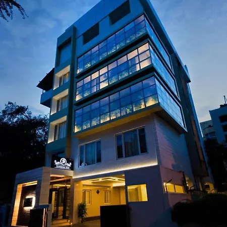 Click Hotel Dbr